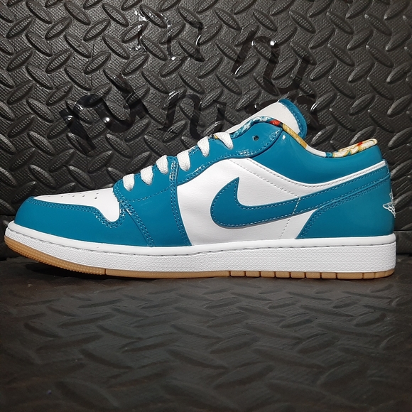 Air Jordan 1 low SE cyber teal 'Barcelona' DC6991-400 - Picture 2 of 10